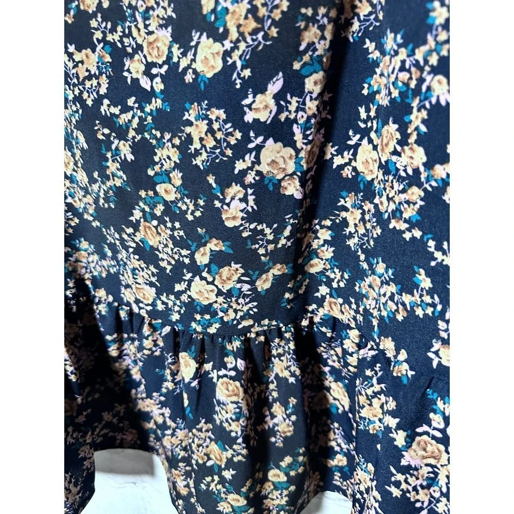 SHEIN Curve Womens 2XL Floral Peplum Camisole Top Navy Blue V-Neck Boho Cami